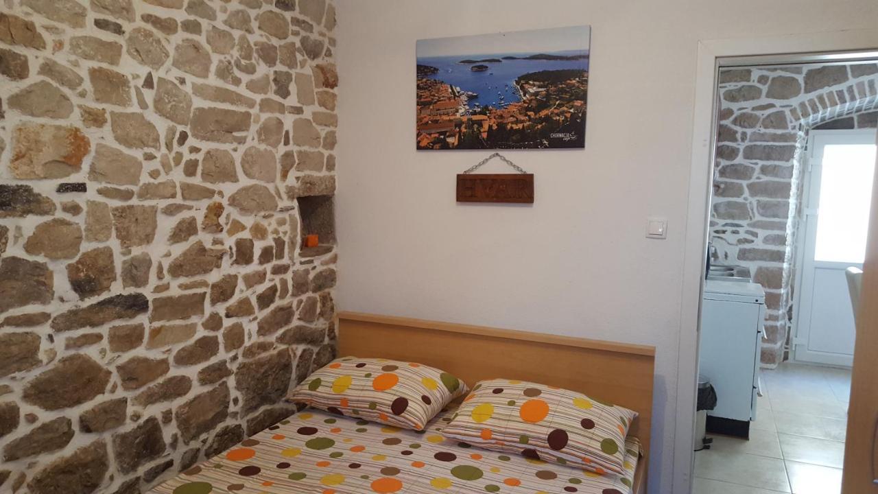 Holiday House Popovic Sućuraj Екстериор снимка