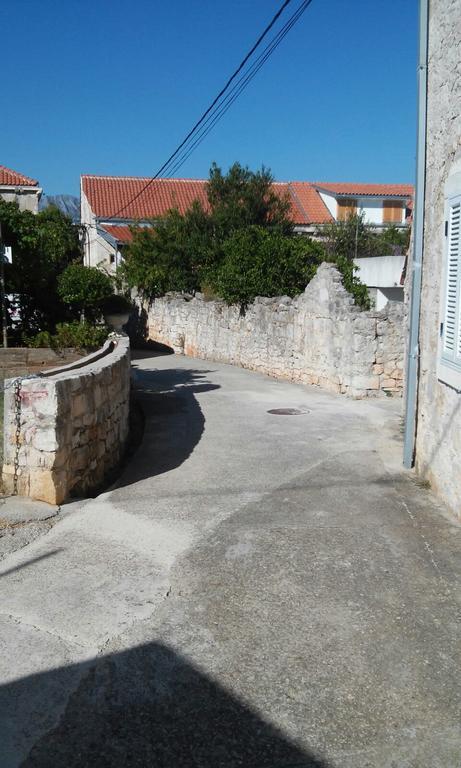 Holiday House Popovic Sućuraj Екстериор снимка