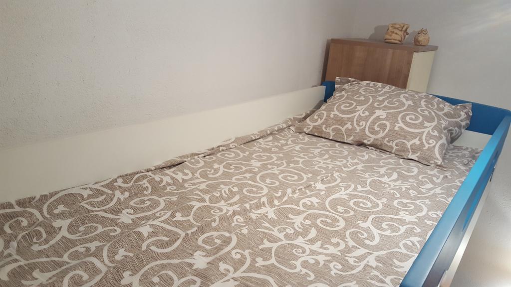 Holiday House Popovic Sućuraj Екстериор снимка
